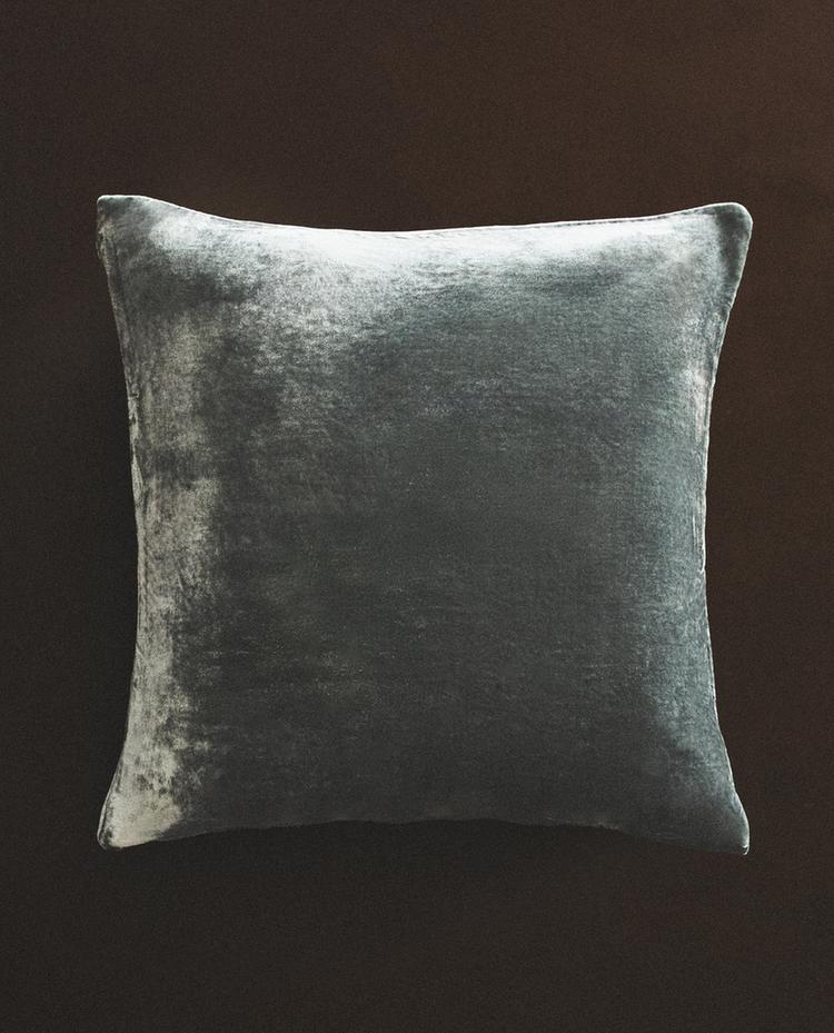 VELVET CUSHION COVER