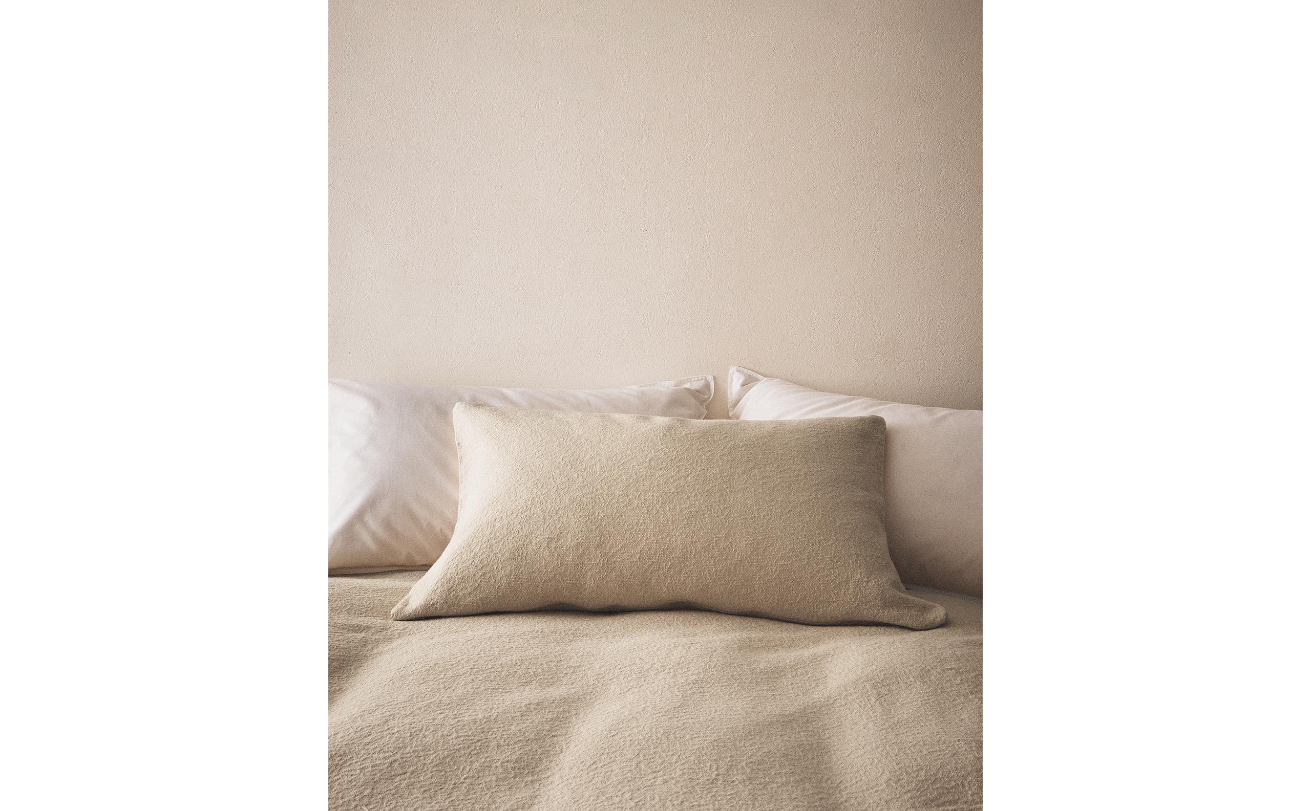 COTTON JACQUARD CUSHION COVER product thumbnail 9