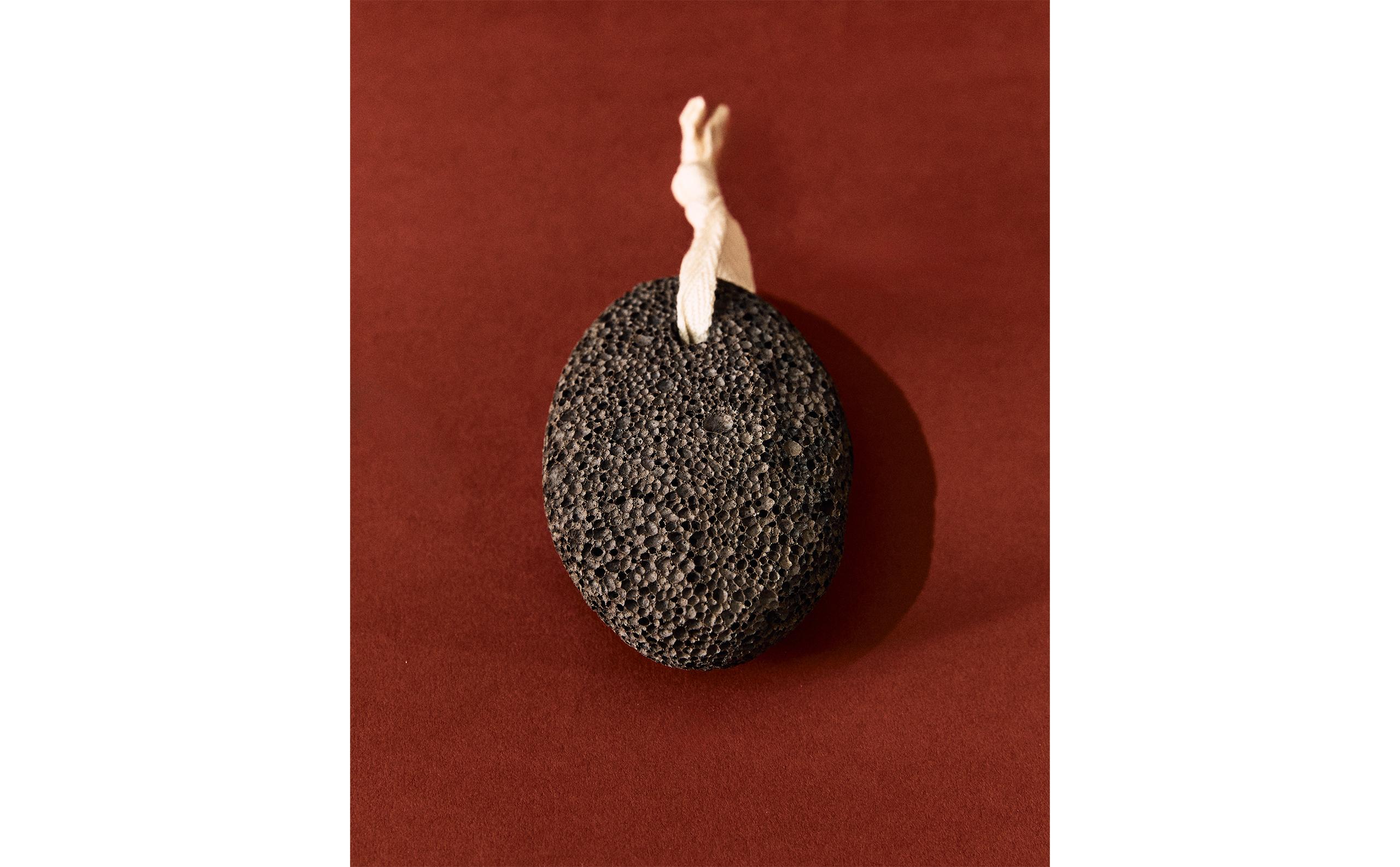 VOLCANIC ROCK PUMICE STONE product thumbnail 10