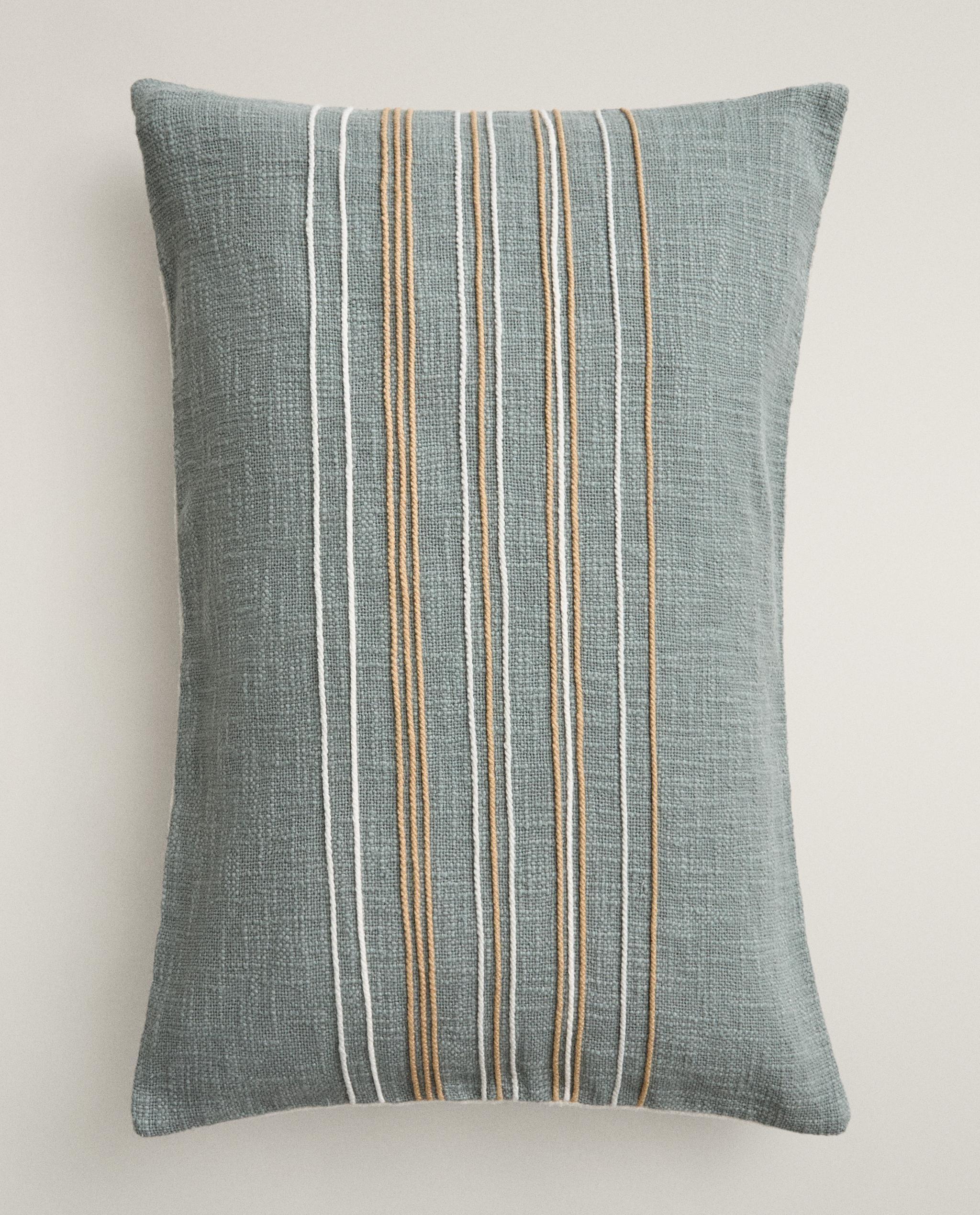 STRIPED CUSHION COVER product thumbnail 6