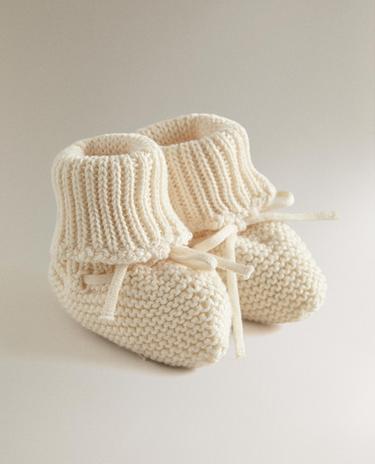 CHAUSSONS BÉBÉ EN MAILLE