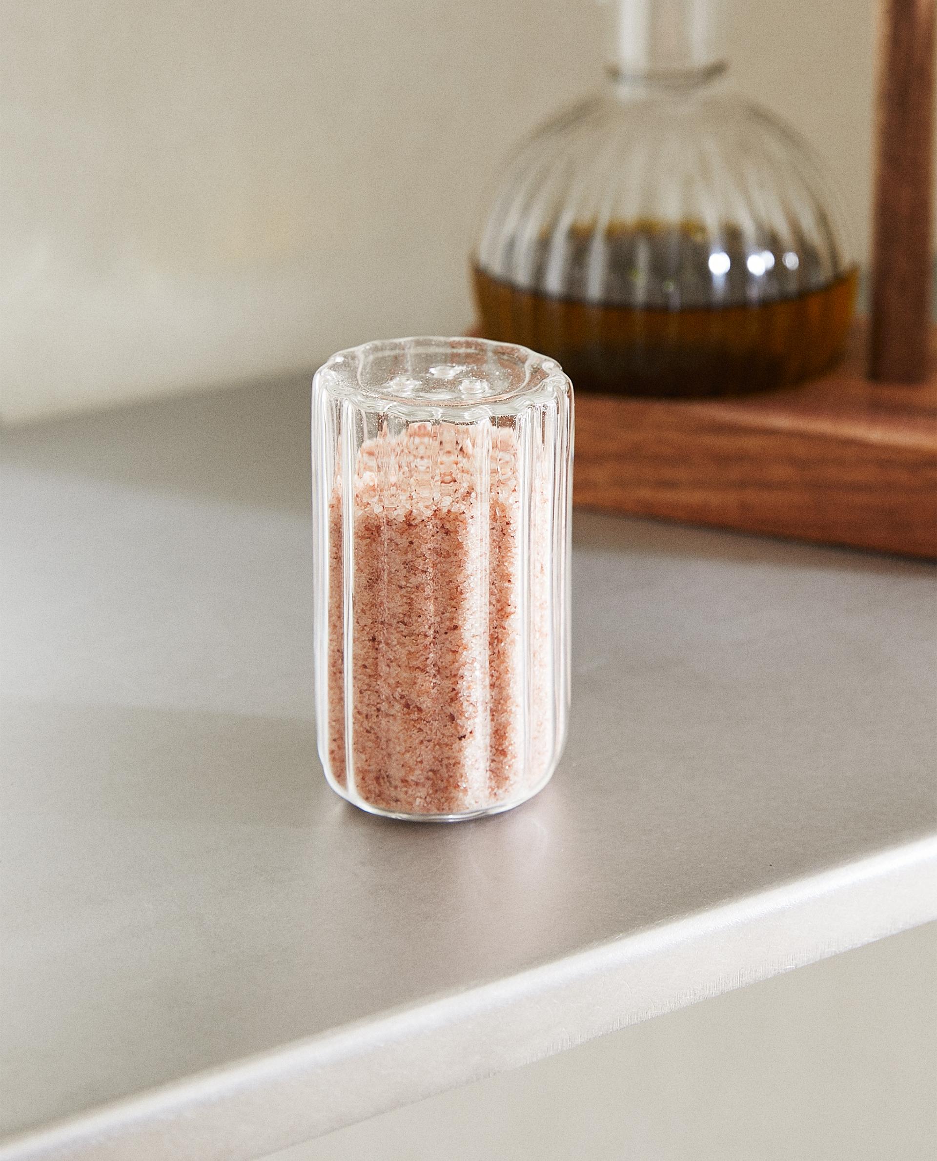 BOROSILICATE GLASS SALT SHAKER product thumbnail 13