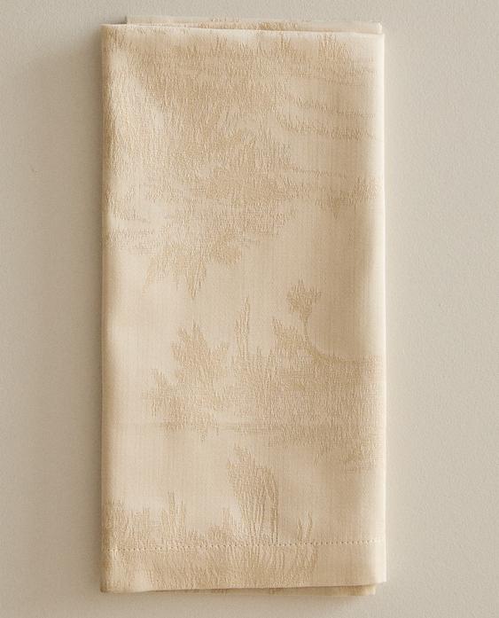 طقم فوط مائدة جاكار بطبعة خيول (طقم من قطعتين)