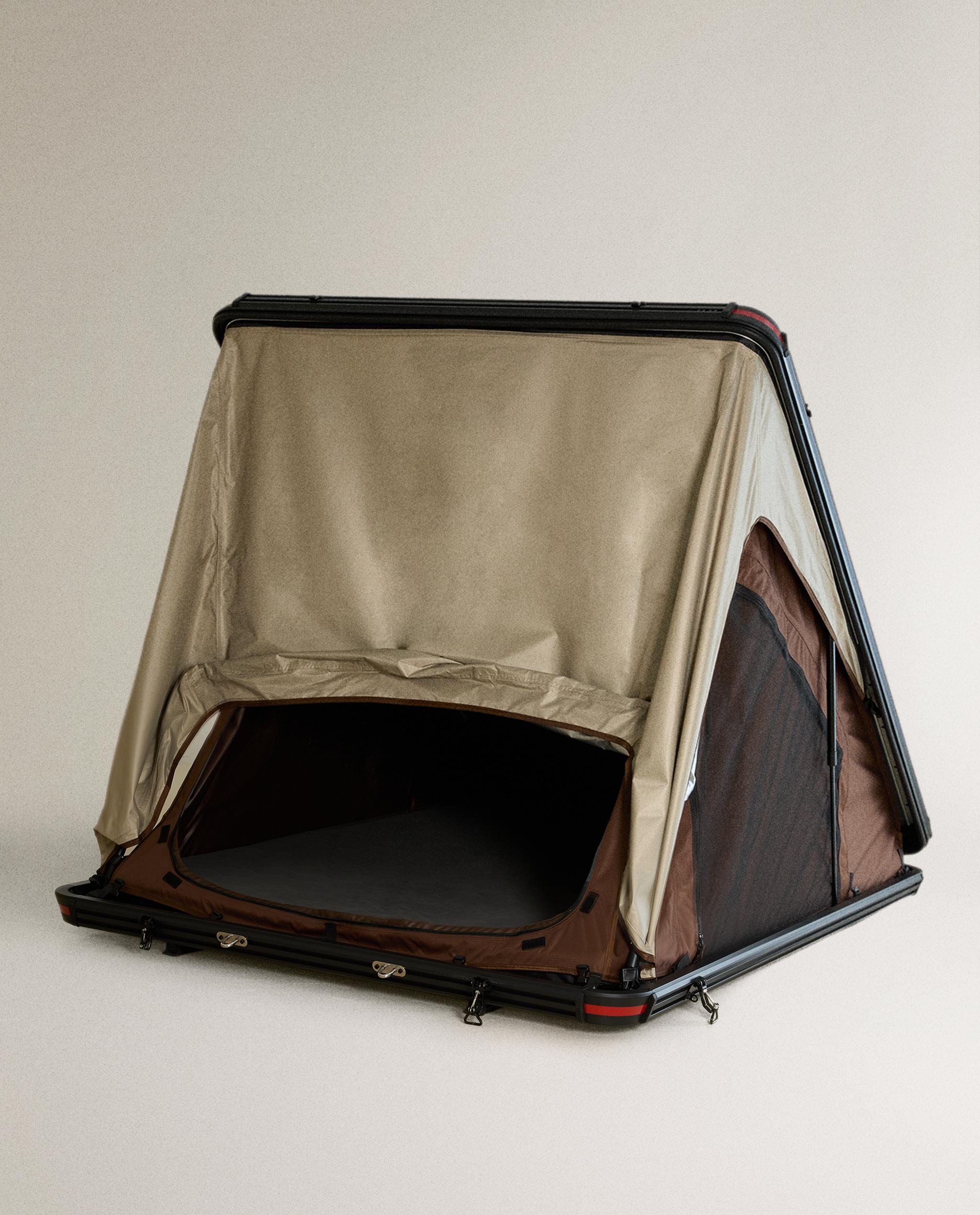 CAR ROOF TENT AND TREKKING BOOTS product thumbnail 6