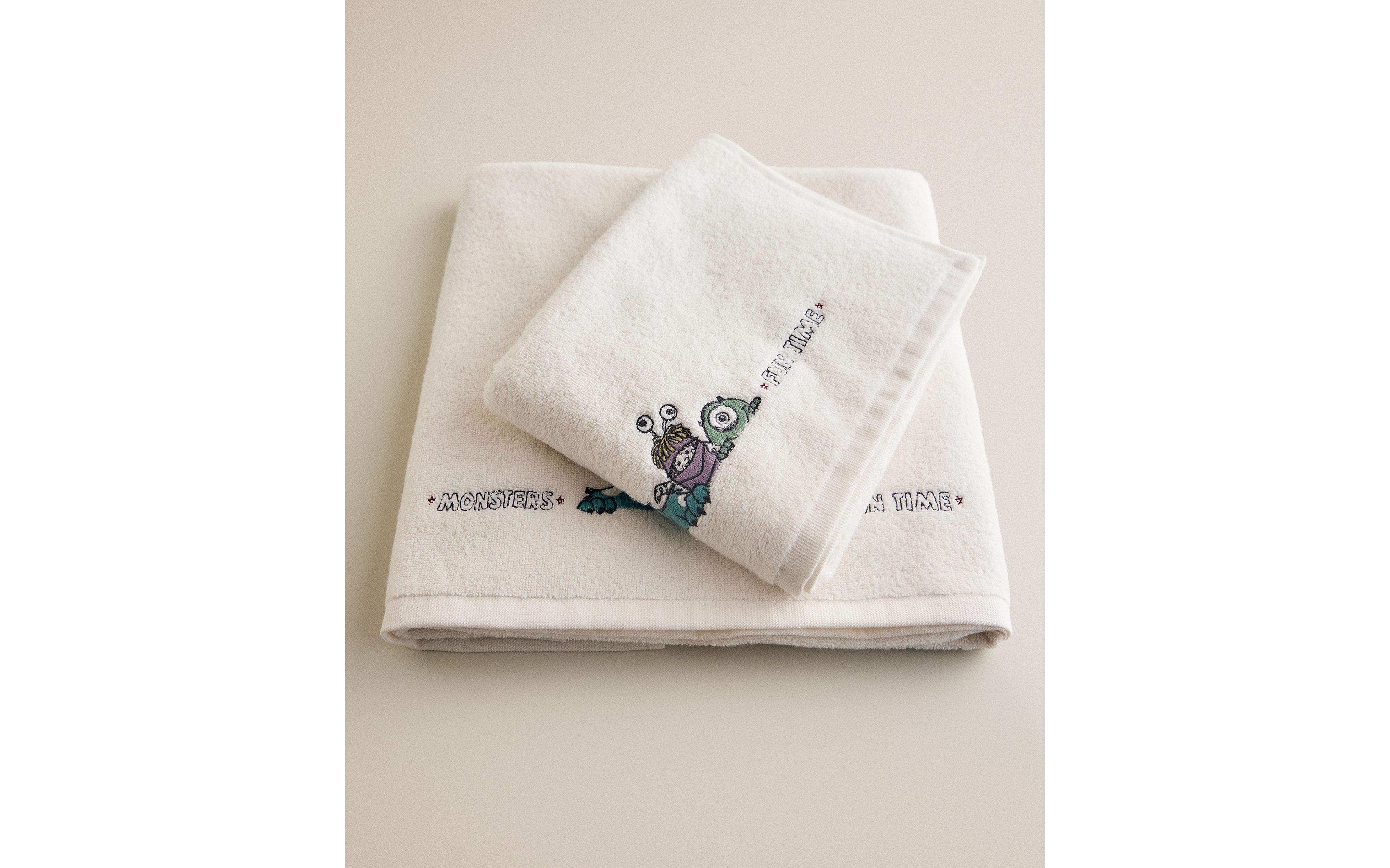 KIDS’ MONSTERS, INC. ©DISNEY/PIXAR TOWEL product thumbnail 9