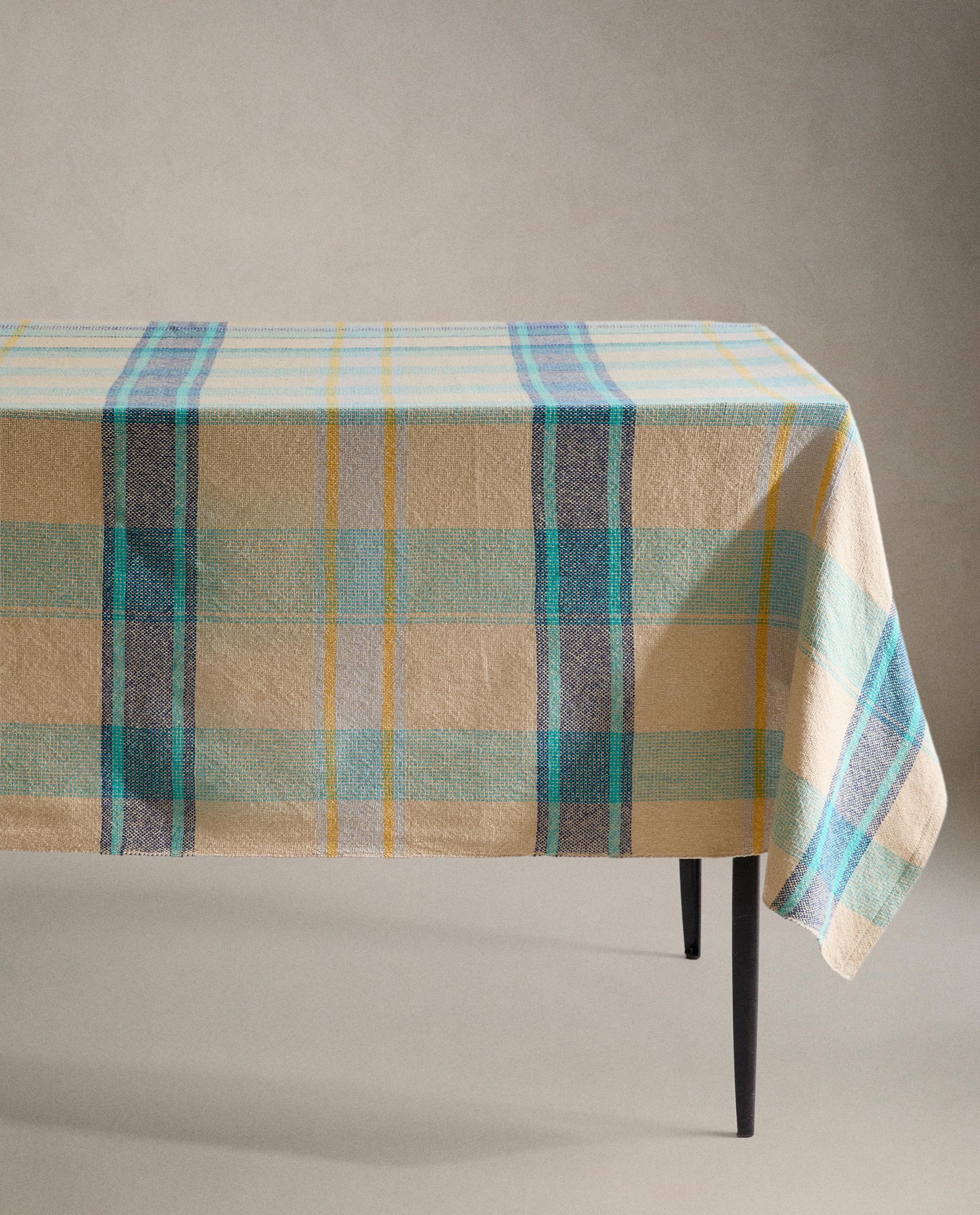 DYED THREAD CHECK TABLECLOTH product thumbnail 3