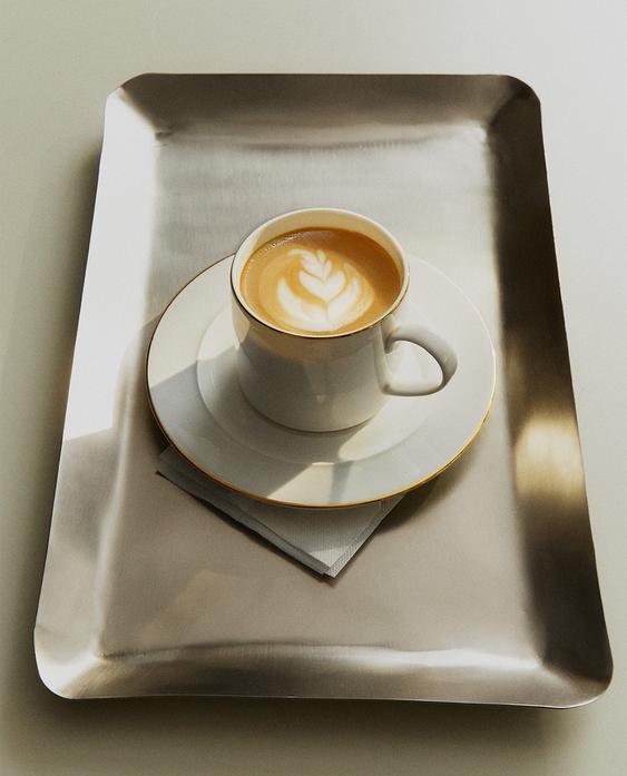 RIMMED BONE CHINA TEACUP AND SAUCER RIMMED BONE CHINA TEACUP AND SAUCER