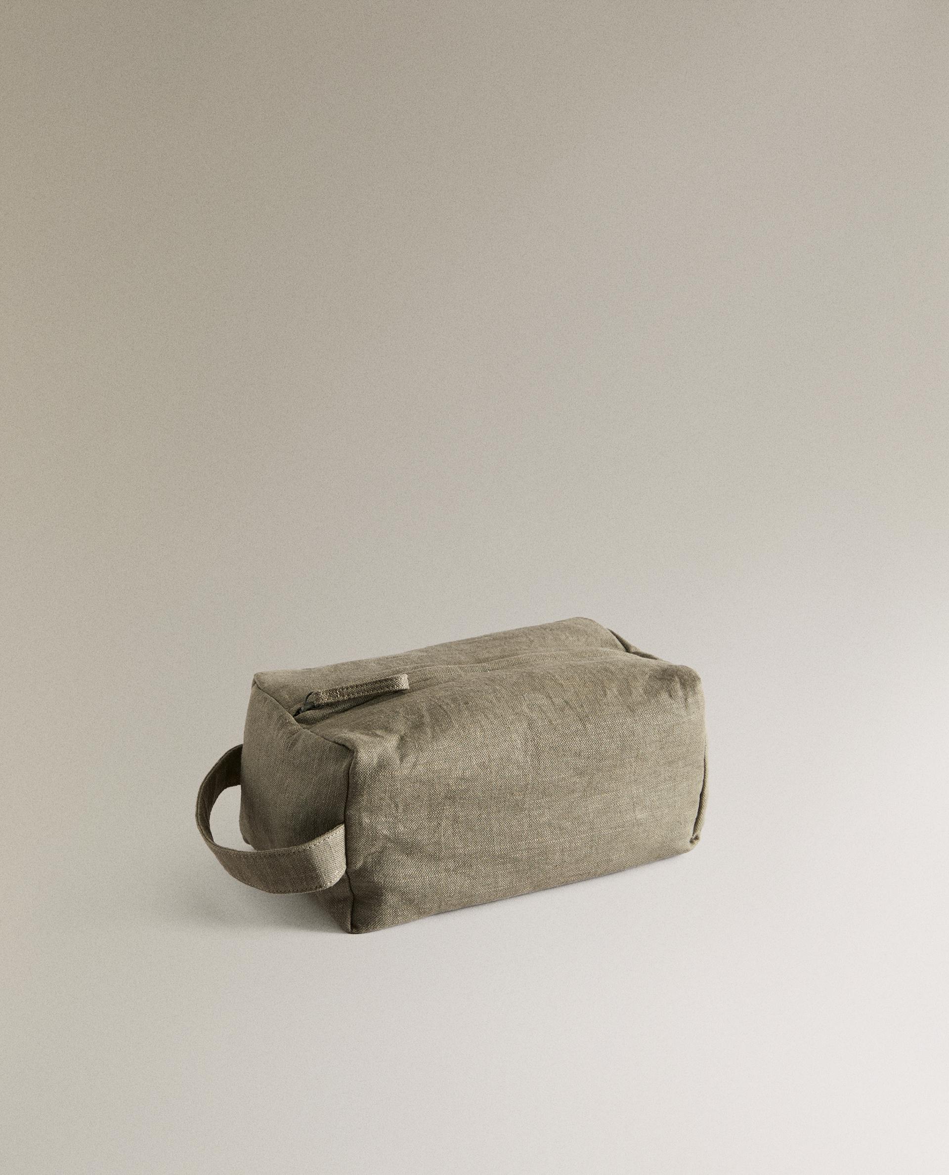 MEDIUM LINEN TOILETRY BAG