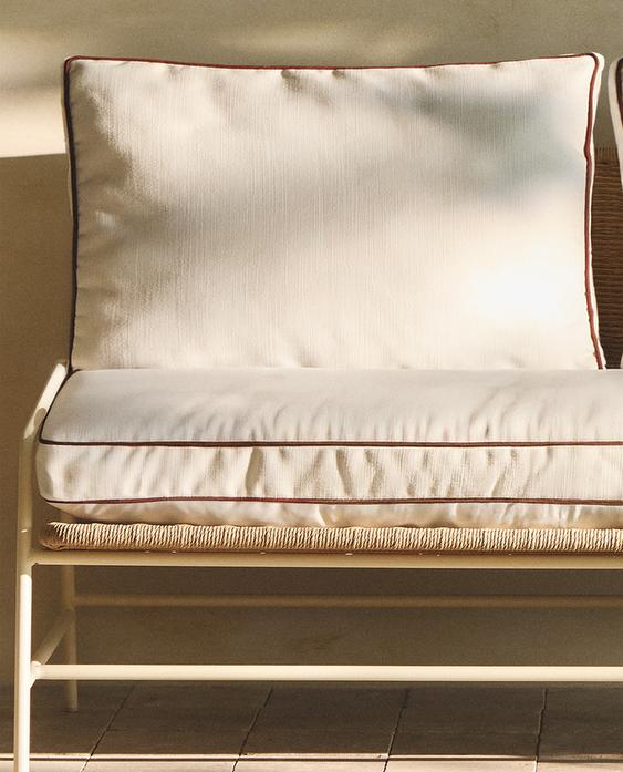 OUTDOOR BENCH AND CUSHIONS