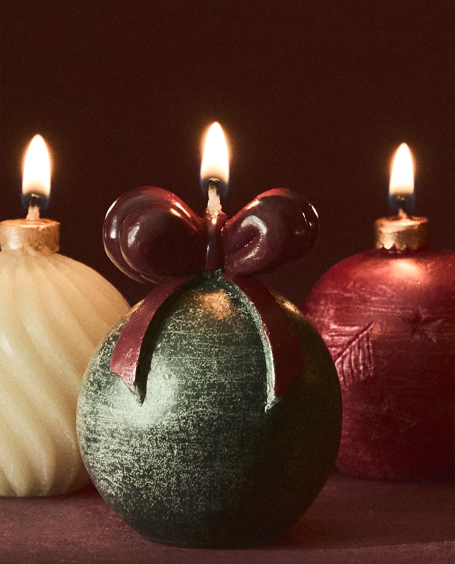 GINGERBREAD ボール型アロマキャンドル (4個セット) | Zara Home