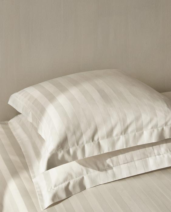 غلاف مخدة ساتان مخطط (كثافة 500 خيط) غلاف مخدة ساتان مخطط (كثافة 500 خيط)