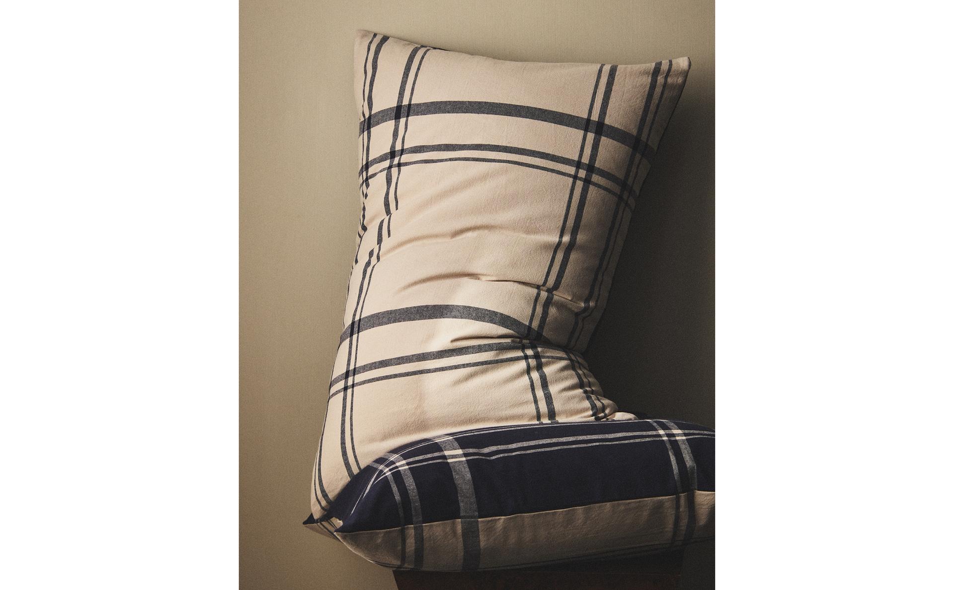 FUNDA ALMOHADA CUADROS REVERSIBLE