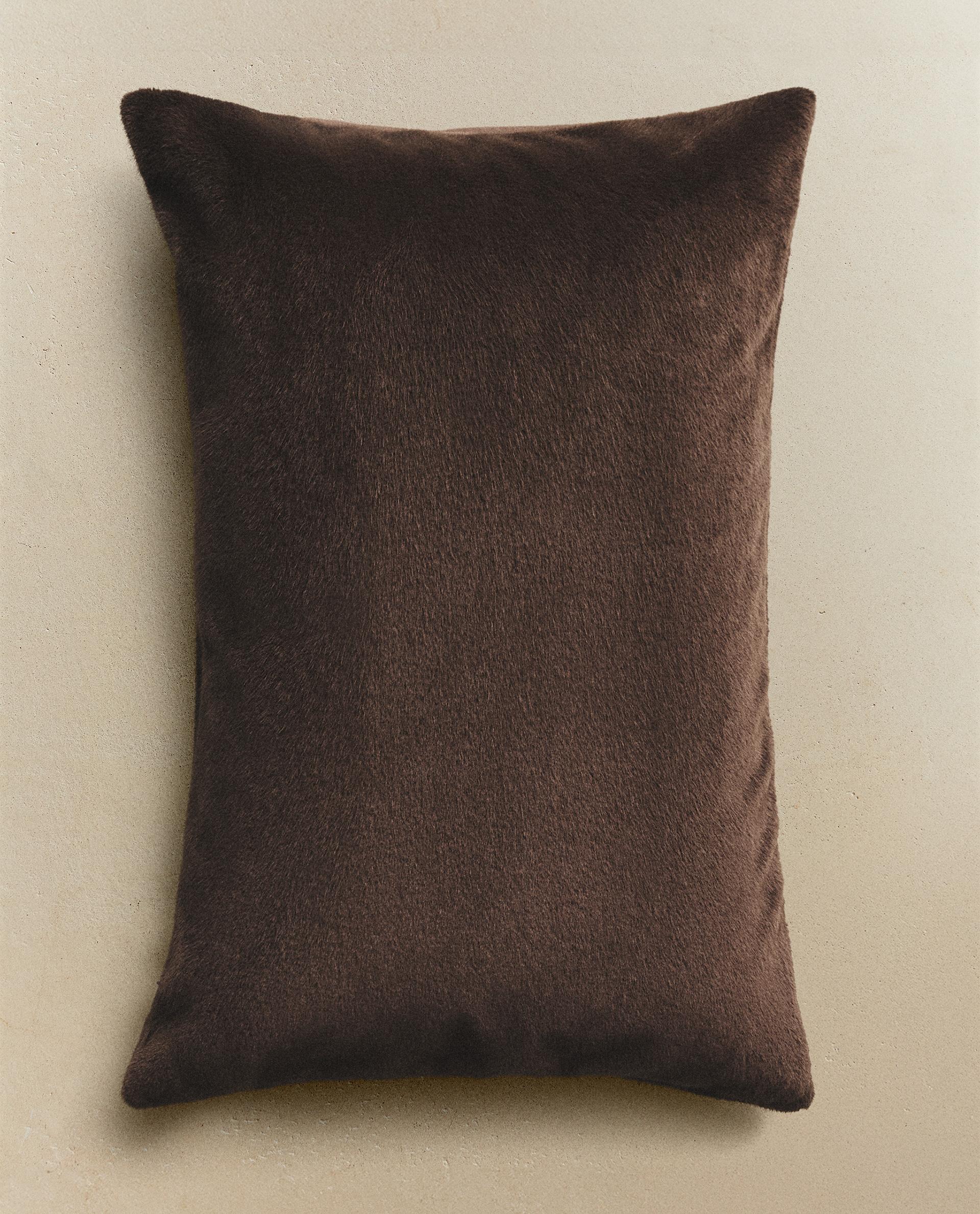 ザラホーム　キリム KILIM THROW PILLOW COVER | Zara Home United States of America
