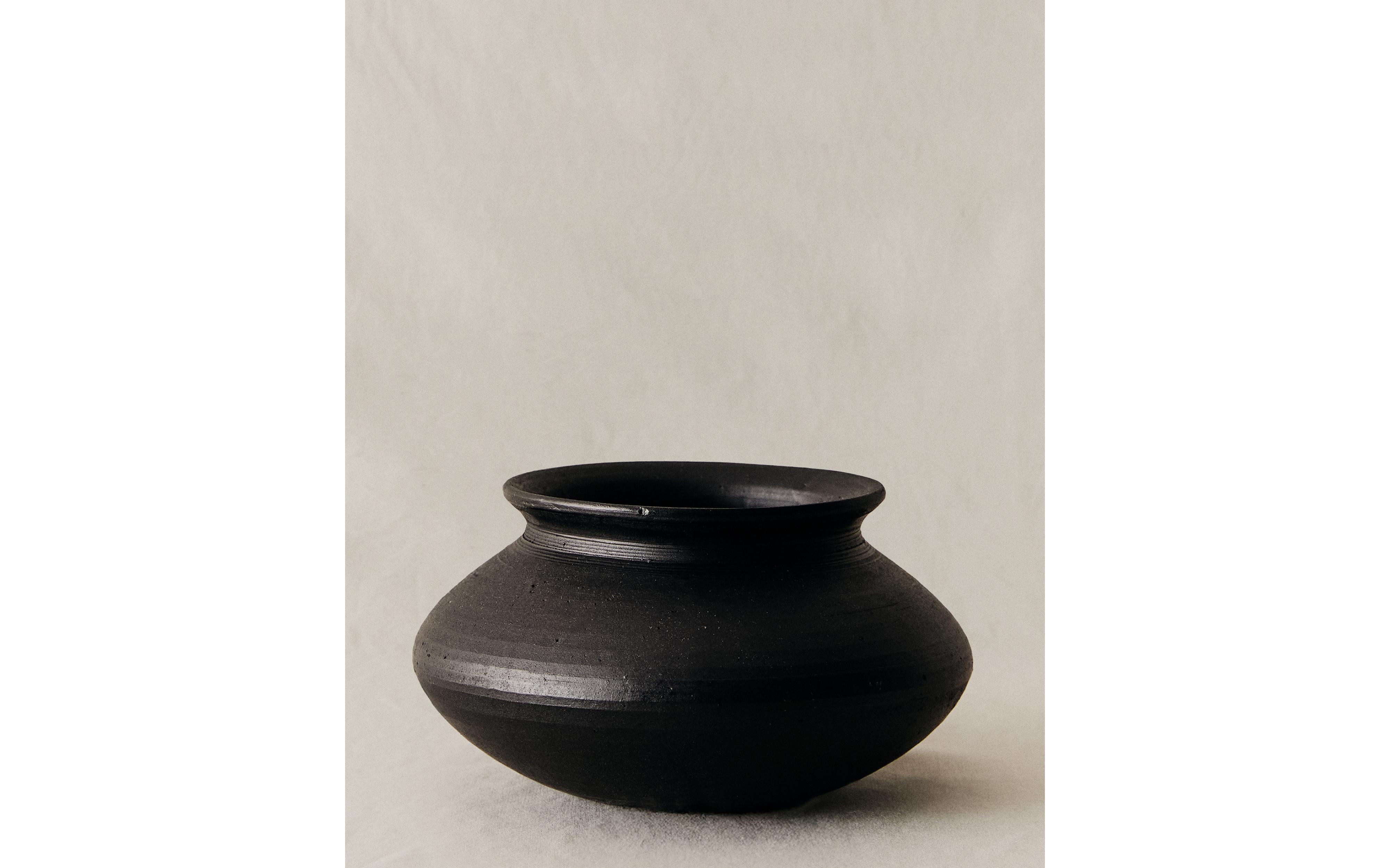 KENZAN DECORATIVE OVAL VASE product thumbnail 9