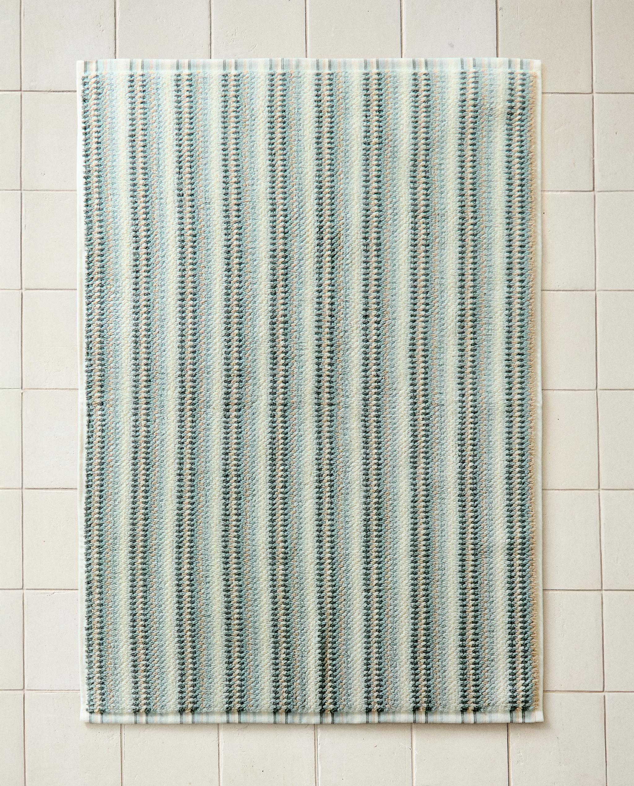 STRIPED COTTON BATH MAT