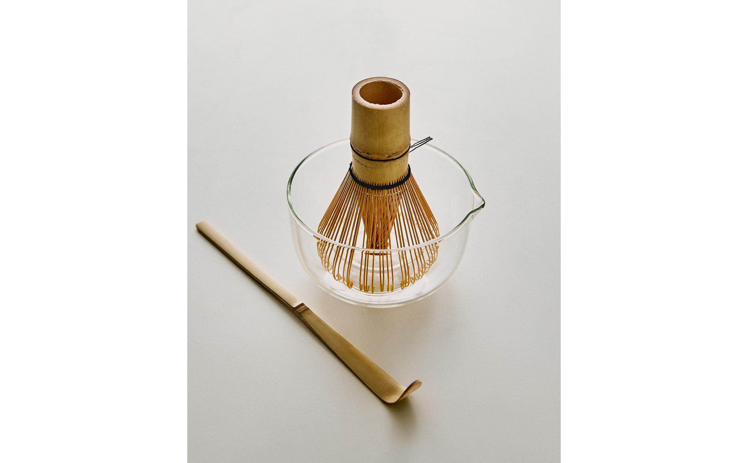 BOROSILICATE GLASS MATCHA TEA SET product thumbnail 9