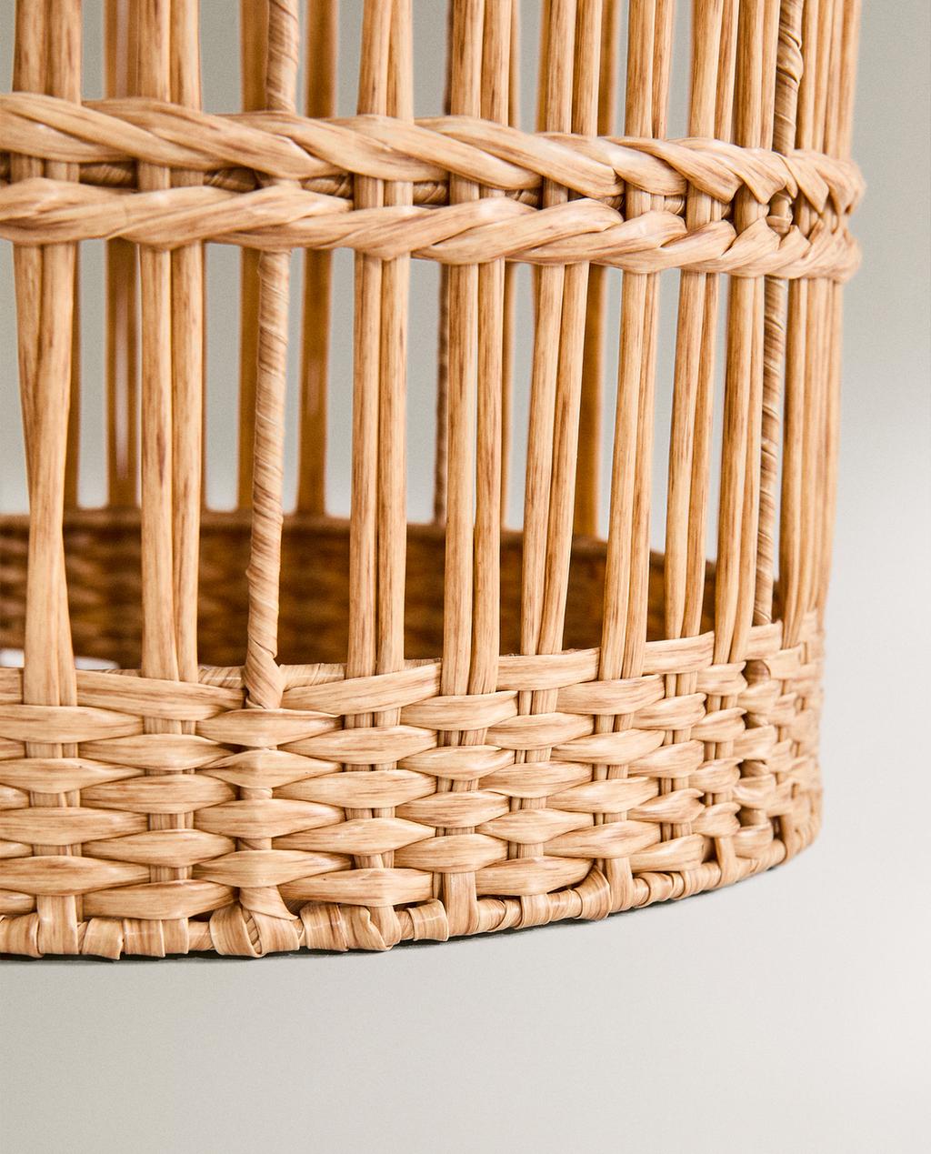 BASKET WITH HANDLES