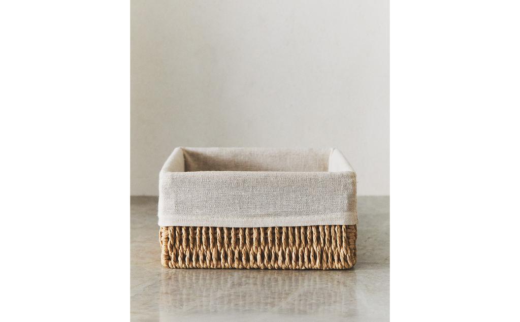 SQUARE BASKET WITH COTTON LINING SQUARE BASKET WITH COTTON LINING