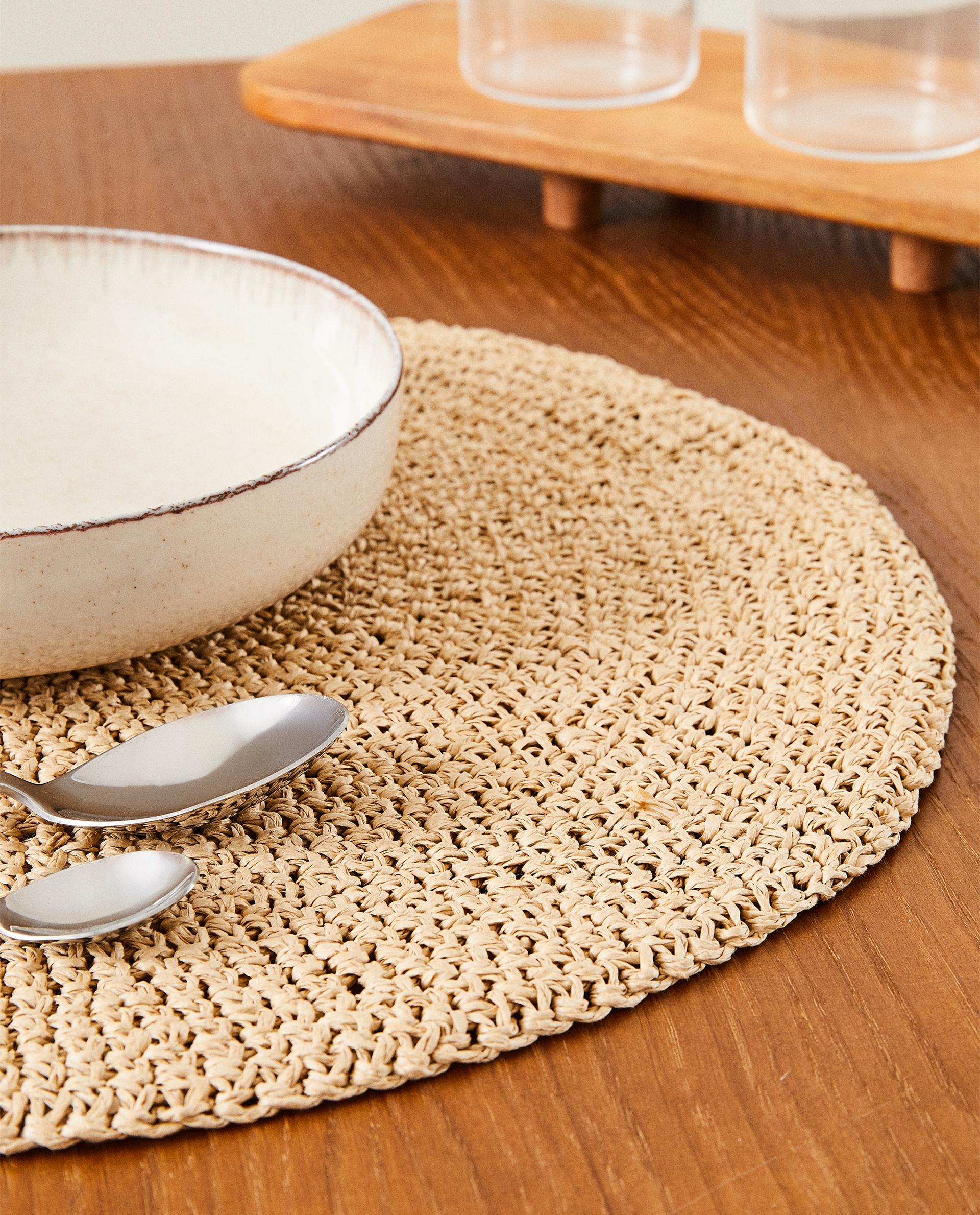 ROUND PAPER PLACEMAT product thumbnail 8