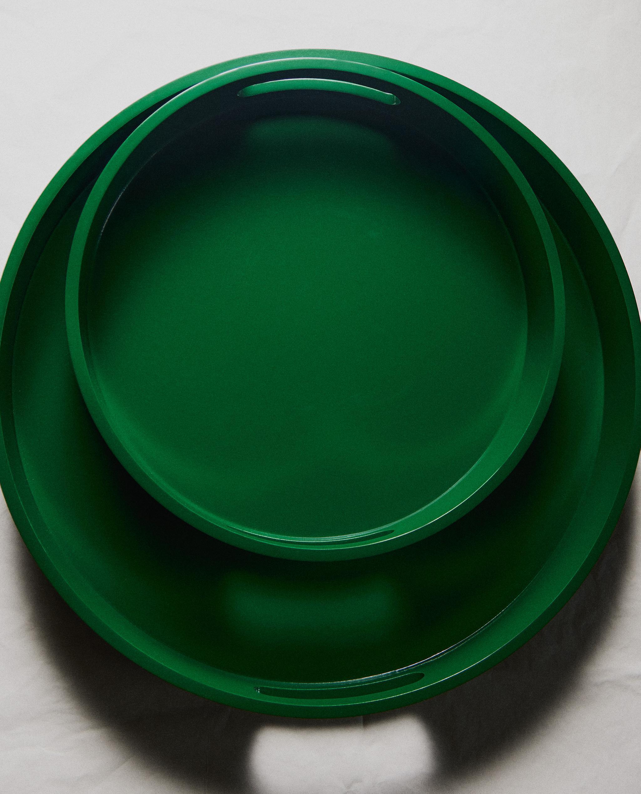 ROUND LACQUERED TRAY product thumbnail 10
