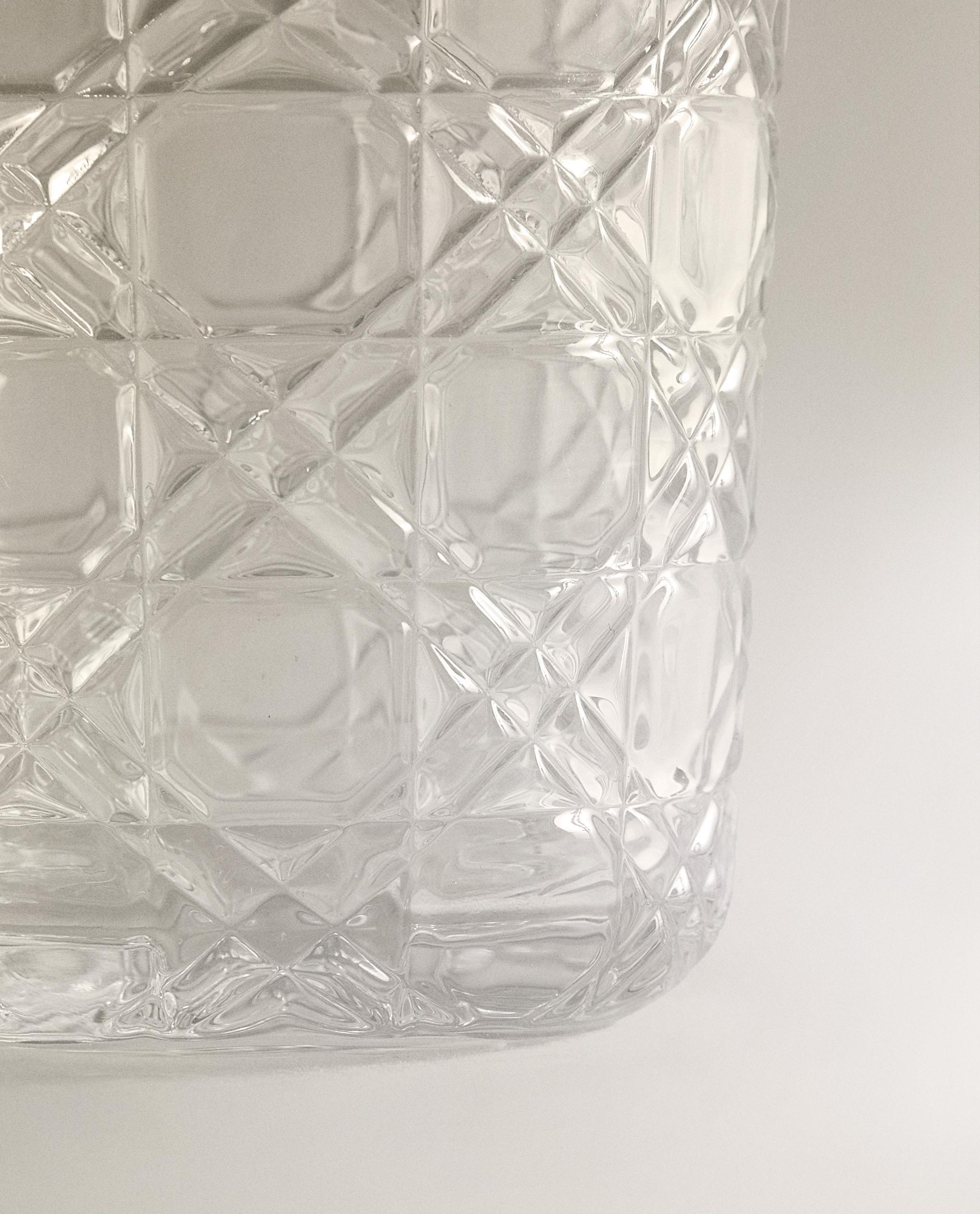 RAISED DESIGN GLASS TUMBLER product thumbnail 4