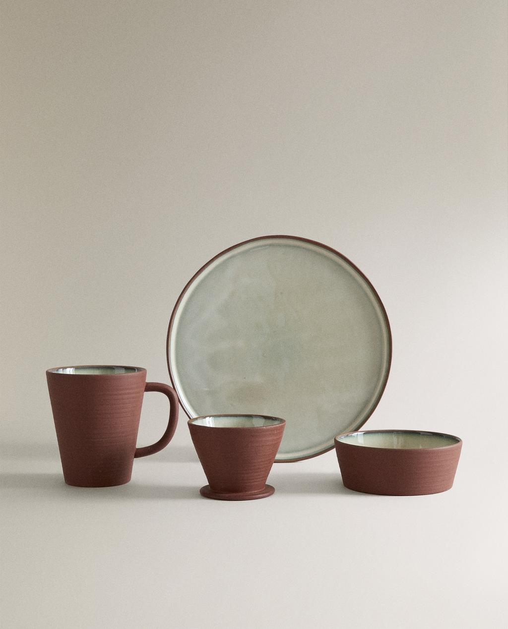 CONTRAST TERRACOTTA TABLEWARE