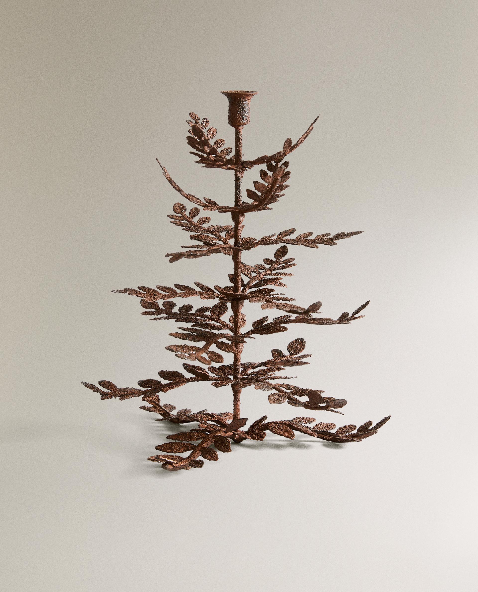 METAL CHRISTMAS TREE CANDLESTICK