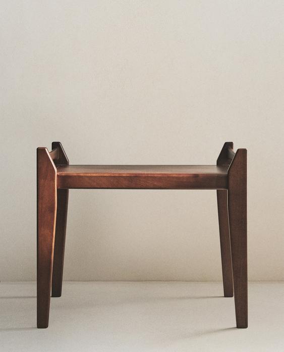 BANCO PEQUENO DE MADEIRA