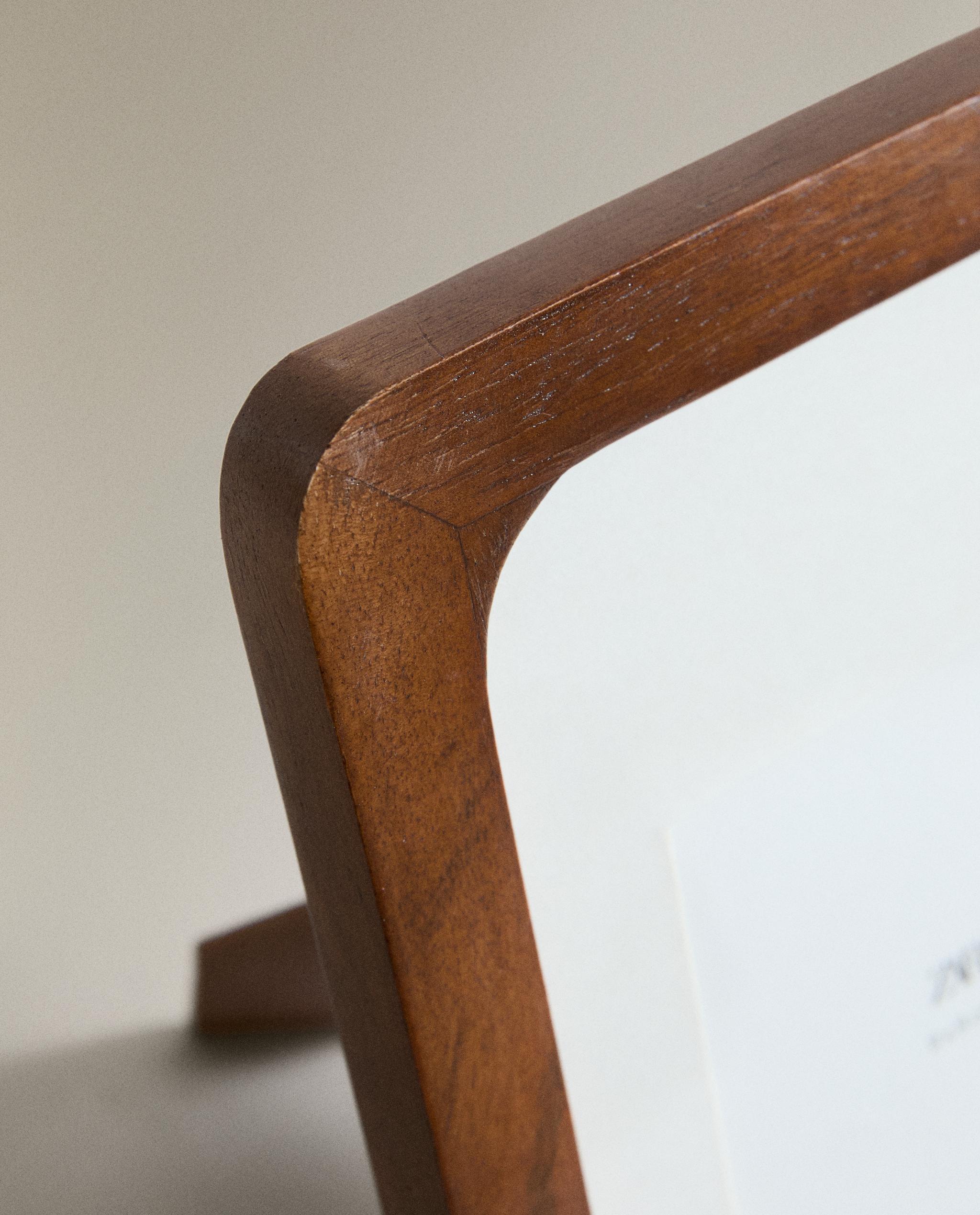 WOODEN PHOTO FRAME product thumbnail 5