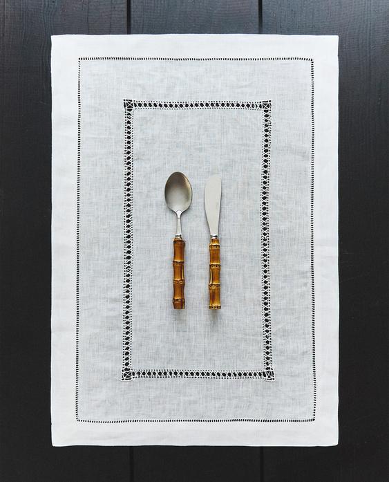 HEMSTITCHED LINEN PLACEMAT
