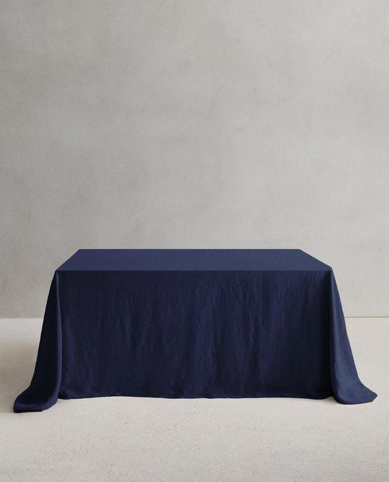 TABLECLOTH 01