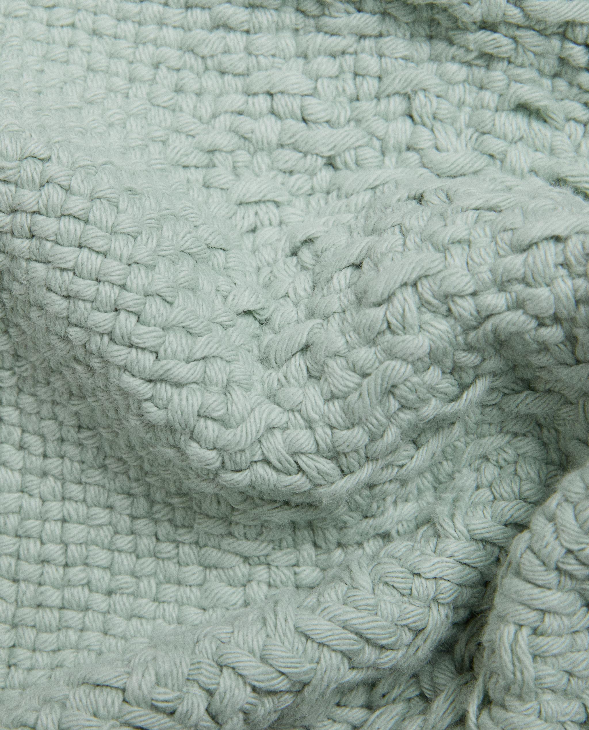 BATH MAT WITH FRAYED EDGES product thumbnail 6