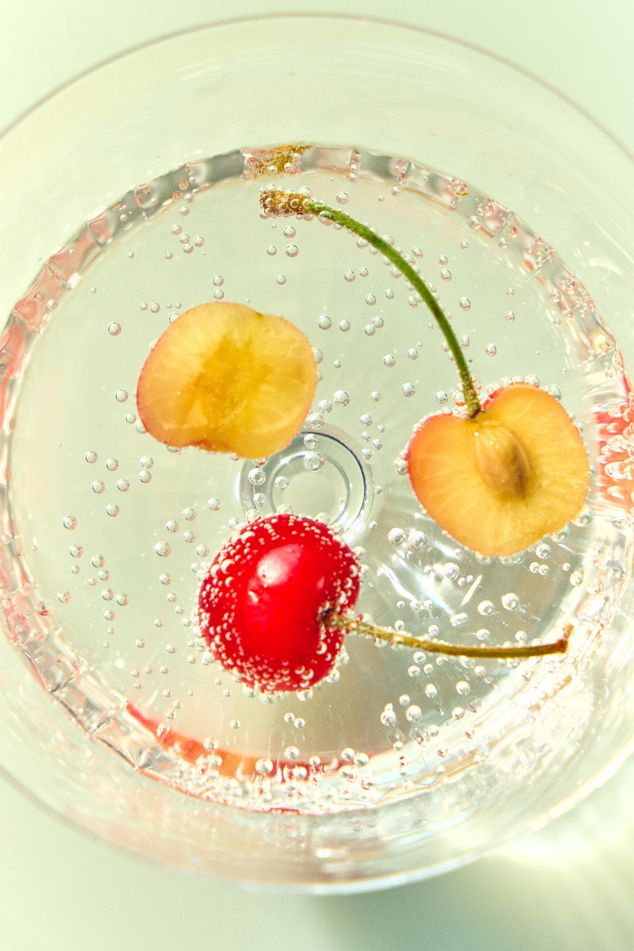 GLASS ICE-CREAM CUP WITH LINES product thumbnail 6