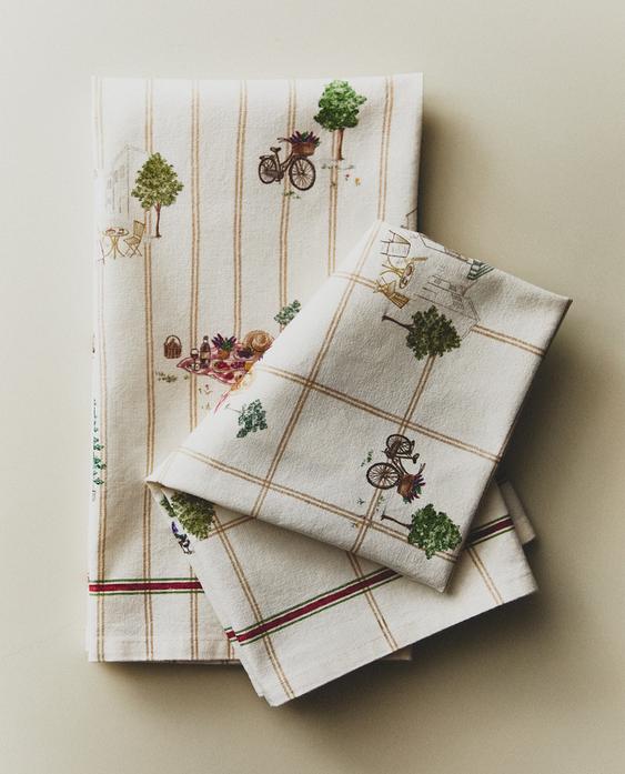 PACK OF FLORAL COTTON TEA TOWELS (PACK OF 2) PACK OF FLORAL COTTON TEA TOWELS (PACK OF 2)