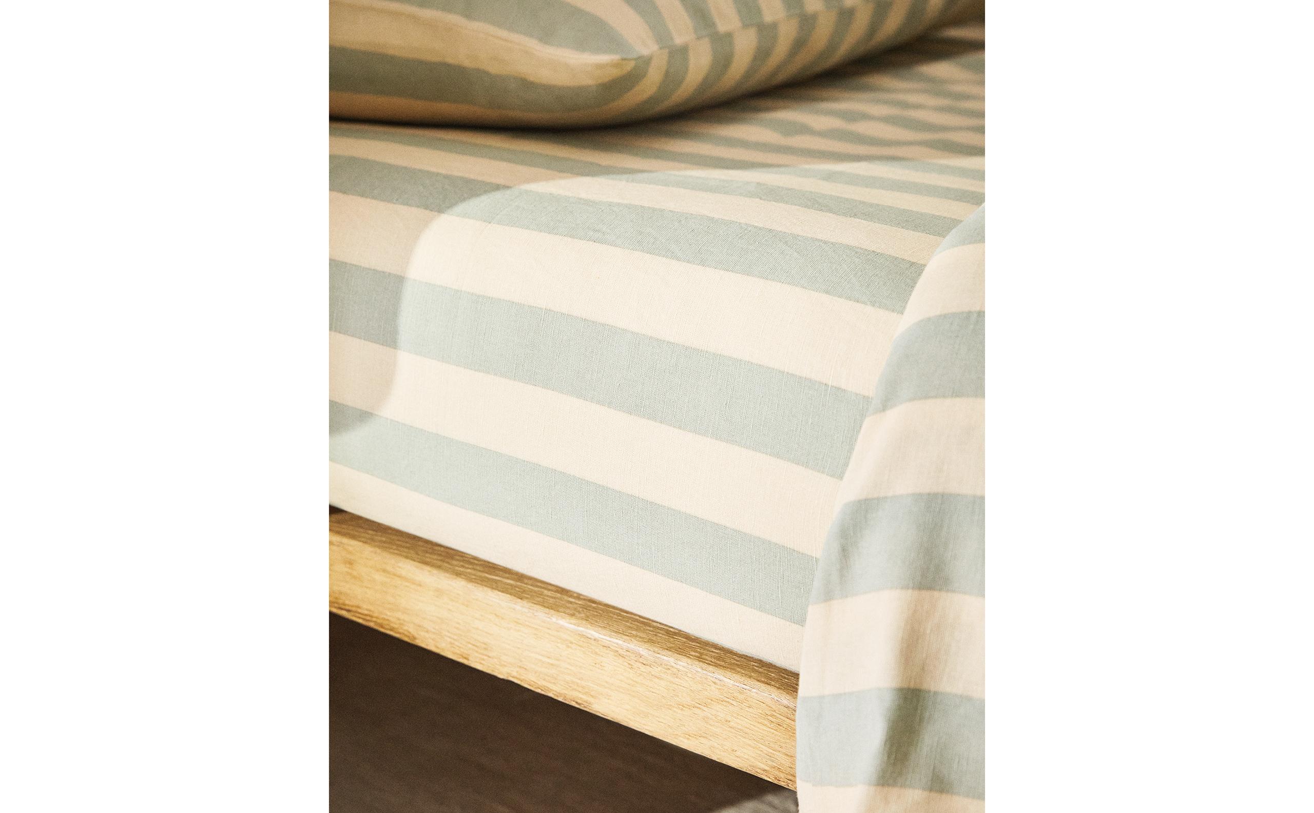 CHILDREN’S STRIPE PRINT FITTED SHEET