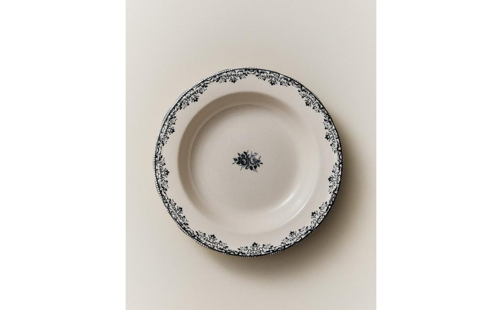 ASSIETTE CREUSE MOTIF POSITIONNÉ