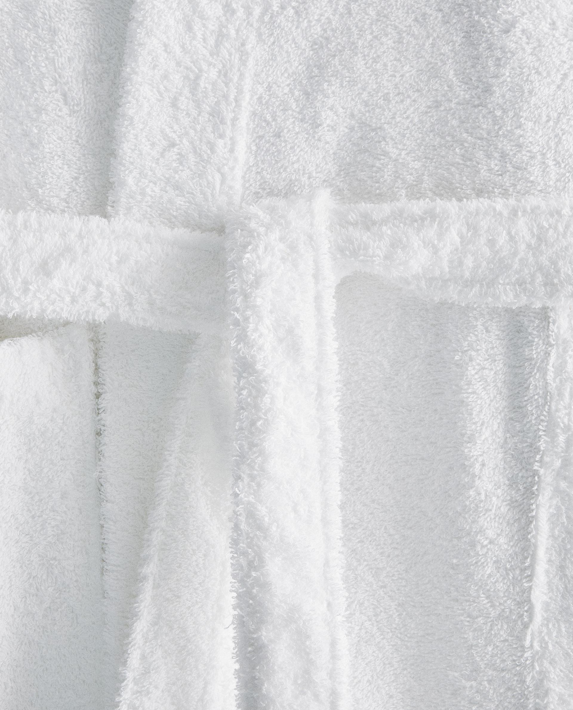 HIGH QUALITY COTTON BATHROBE (420 GXM²) product thumbnail 3
