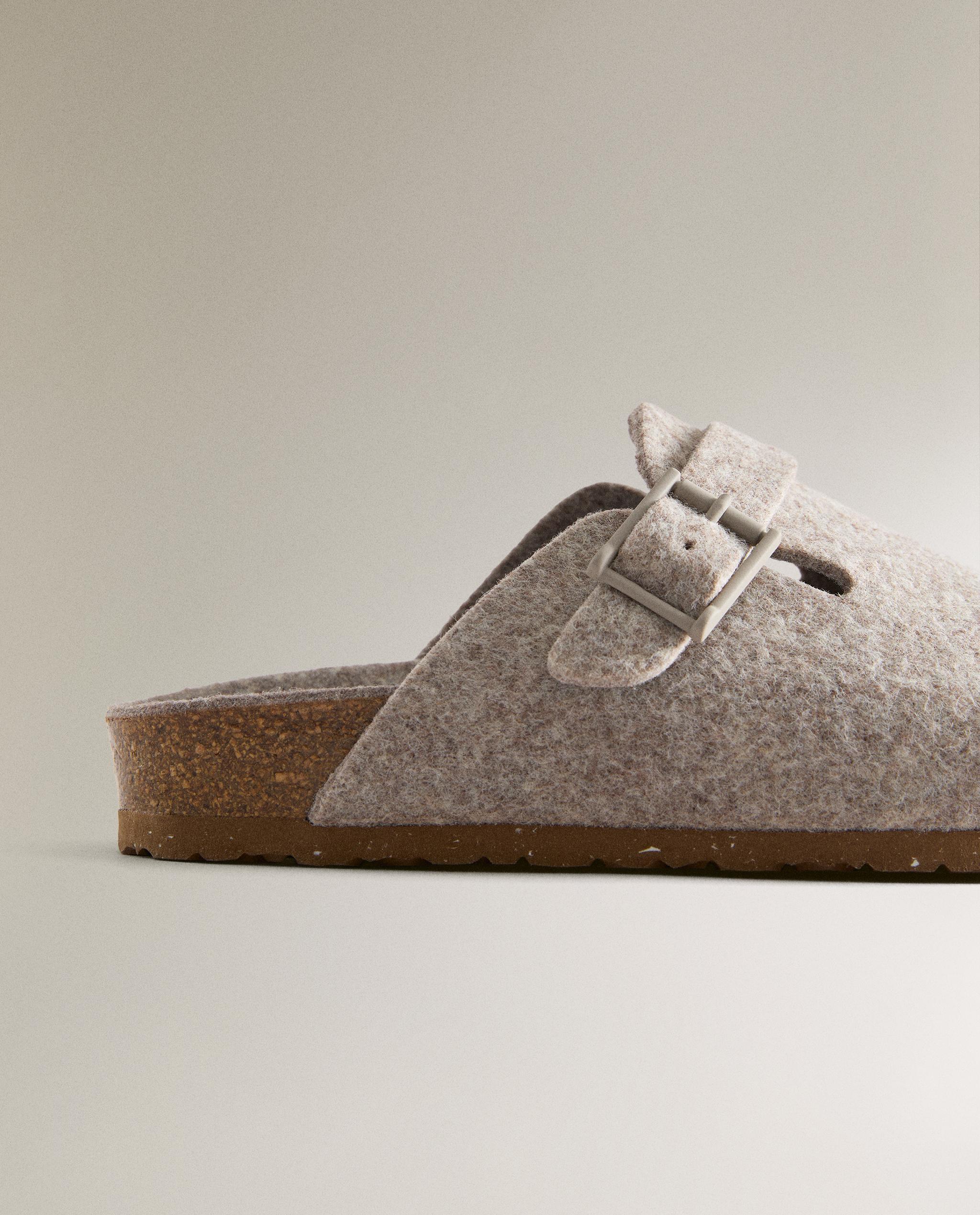 BUCKLED FELT MULE CLOG SLIPPERS product thumbnail 3