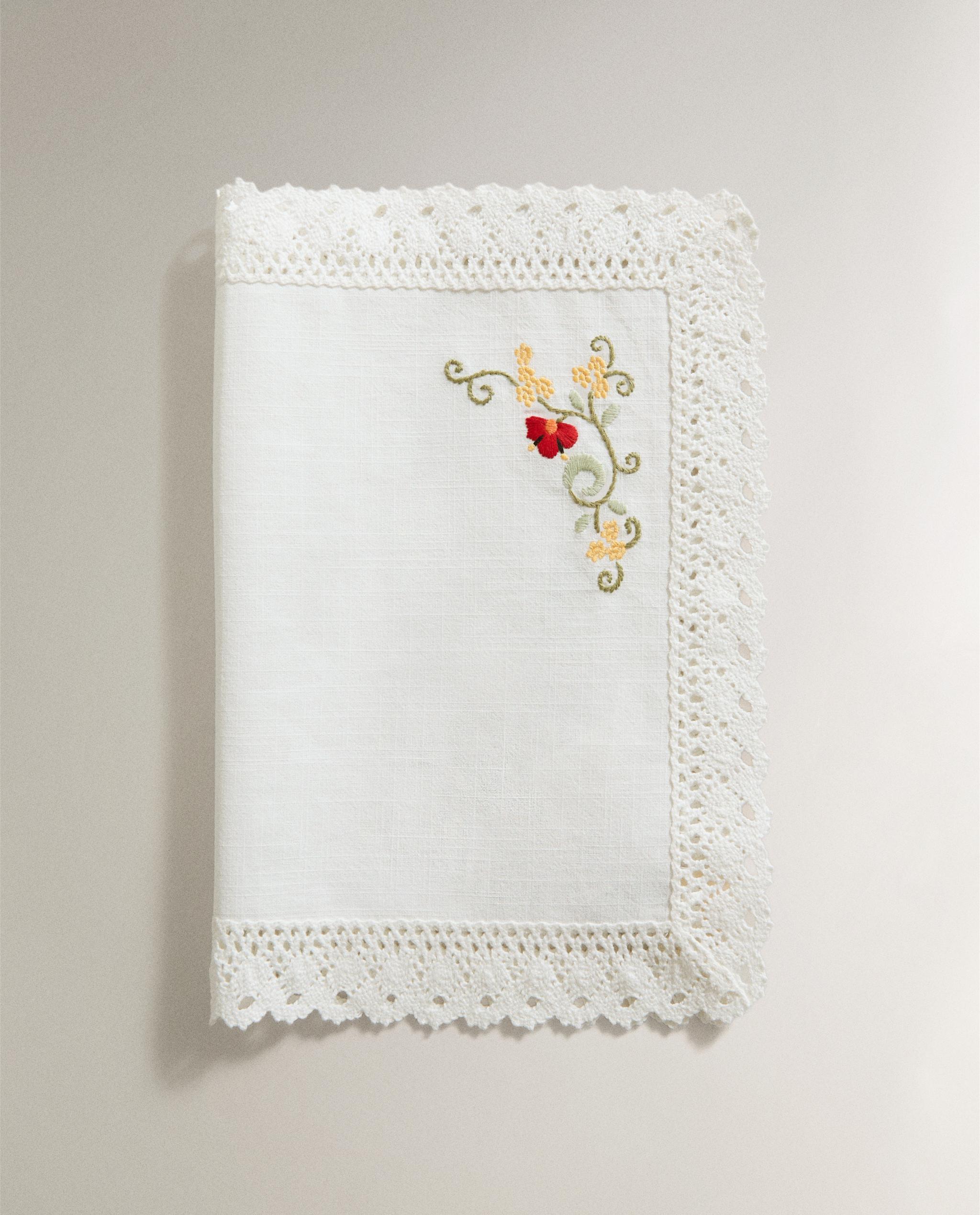 FLORAL COTTON PLACEMAT product thumbnail 7