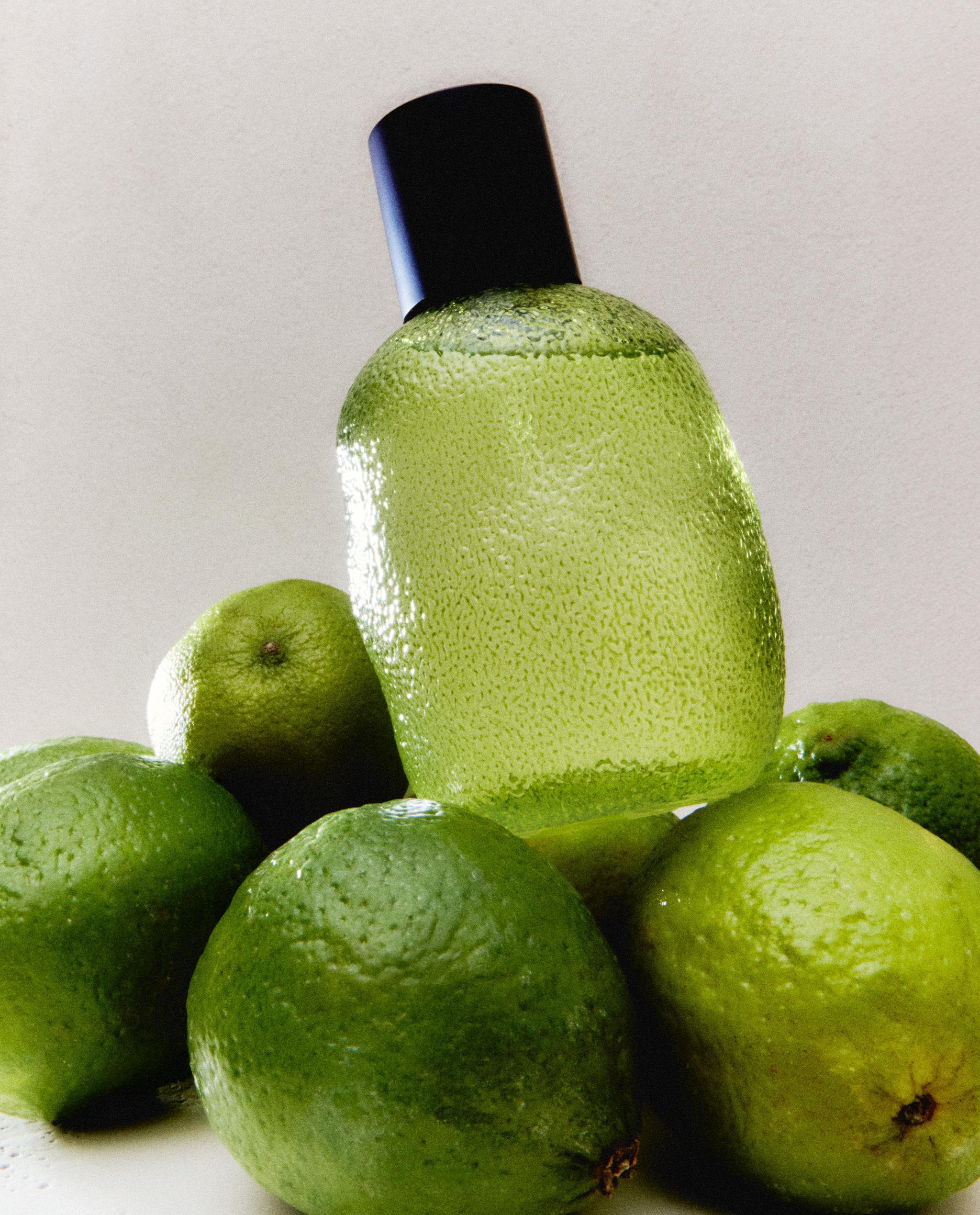 (190 ML) BERGAMOT & SANDALWOOD FABRIC FRESHENER SPRAY product thumbnail 10