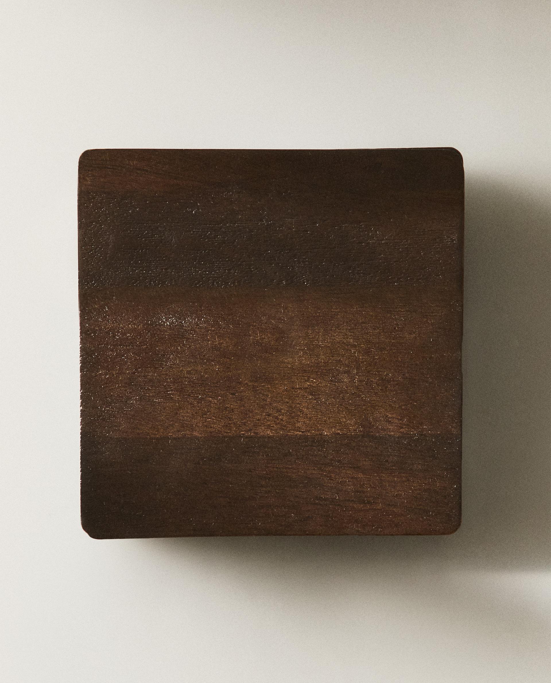 MEDIUM WOODEN BOX WITH LID product thumbnail 4