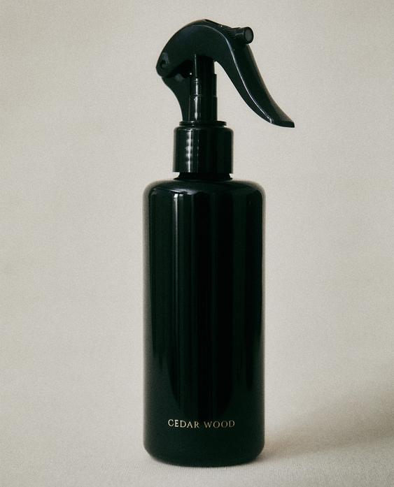 (200 ML) SPRAY D'AMBIANCE CEDAR WOOD (200 ML) SPRAY D'AMBIANCE CEDAR WOOD