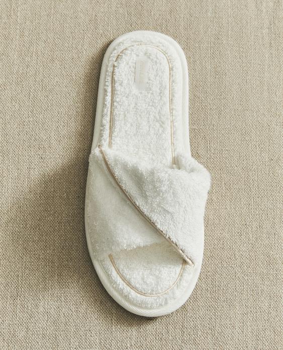 BADSTOFFEN SLIPPERS MET BIES BADSTOFFEN SLIPPERS MET BIES