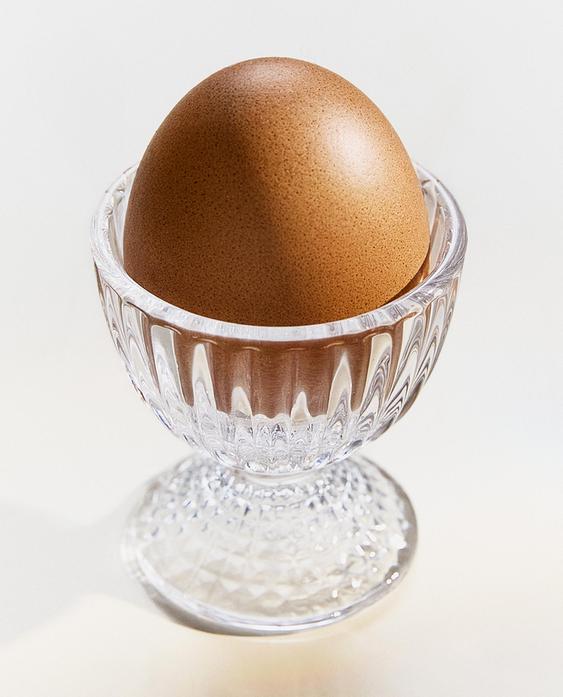 GLASS EGG CUP WITH RAISED GEOMETRIC DESIGN