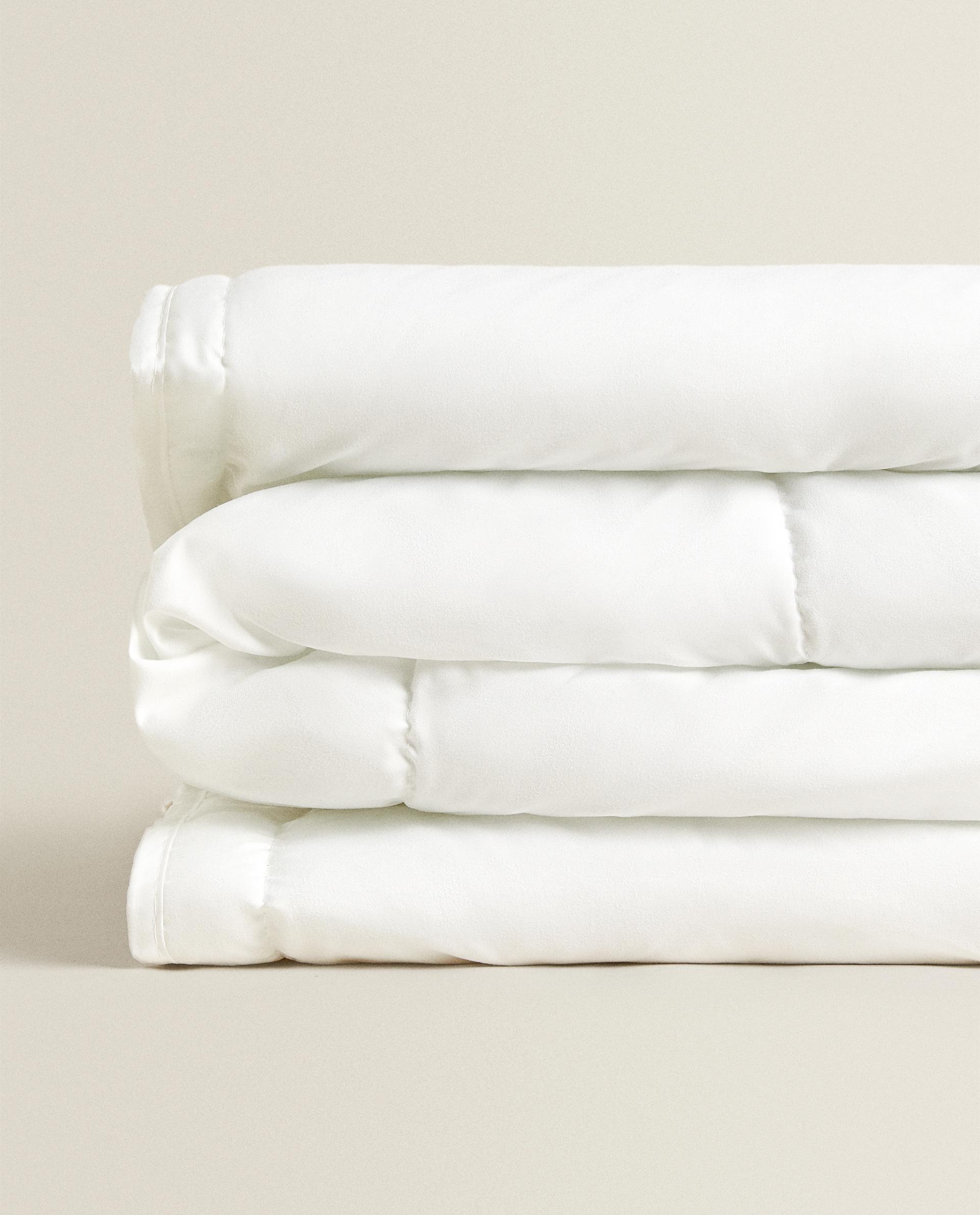 新品未使用　ZARA HOME 羽毛布団　ダウンデュべ すべて見る | Zara Home 日本/Japan