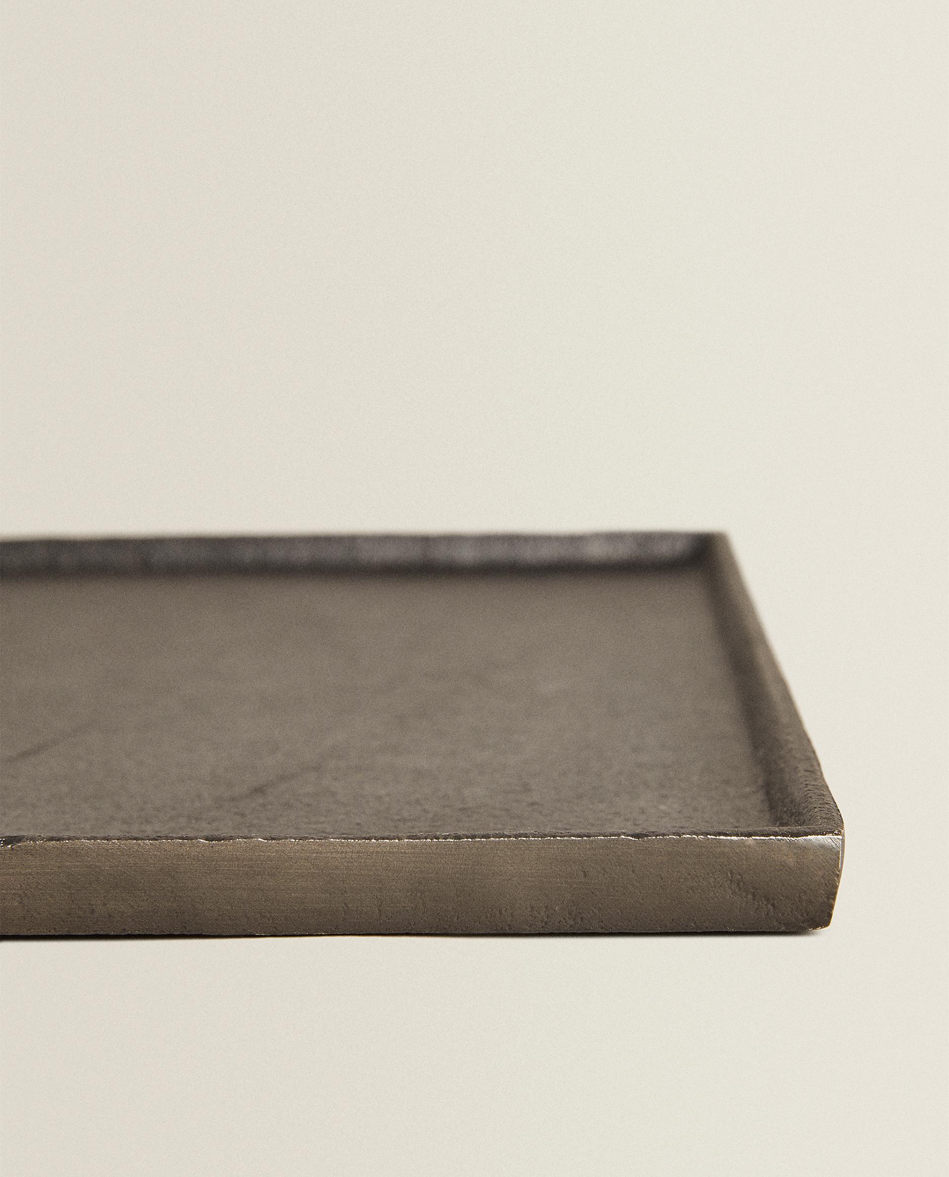 DECORATIVE METAL TRAY product thumbnail 2