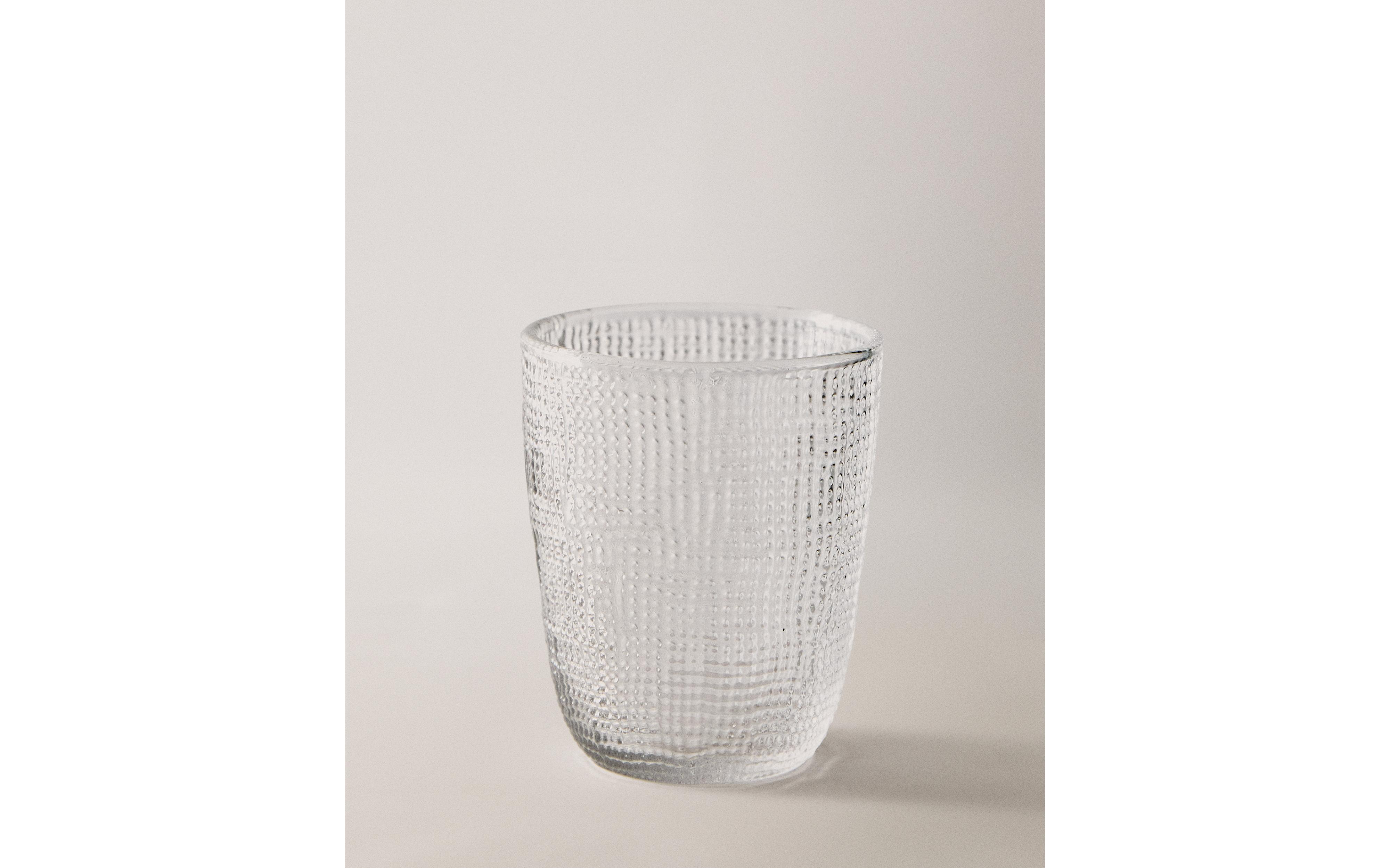 RAISED DESIGN GLASS TUMBLER product thumbnail 5