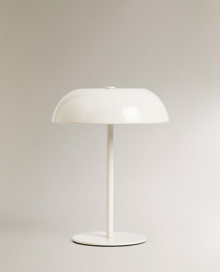 MONOCHROME CORDLESS TABLE LAMP