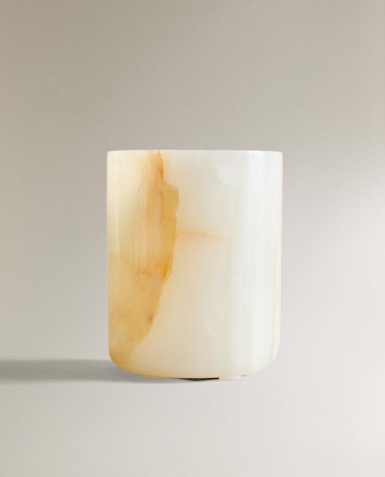 ONYX TOOTHBRUSH HOLDER