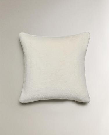 CAPA DE ALMOFADA COM PELO